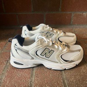 New Balance 530 Sneakers Size 9.5